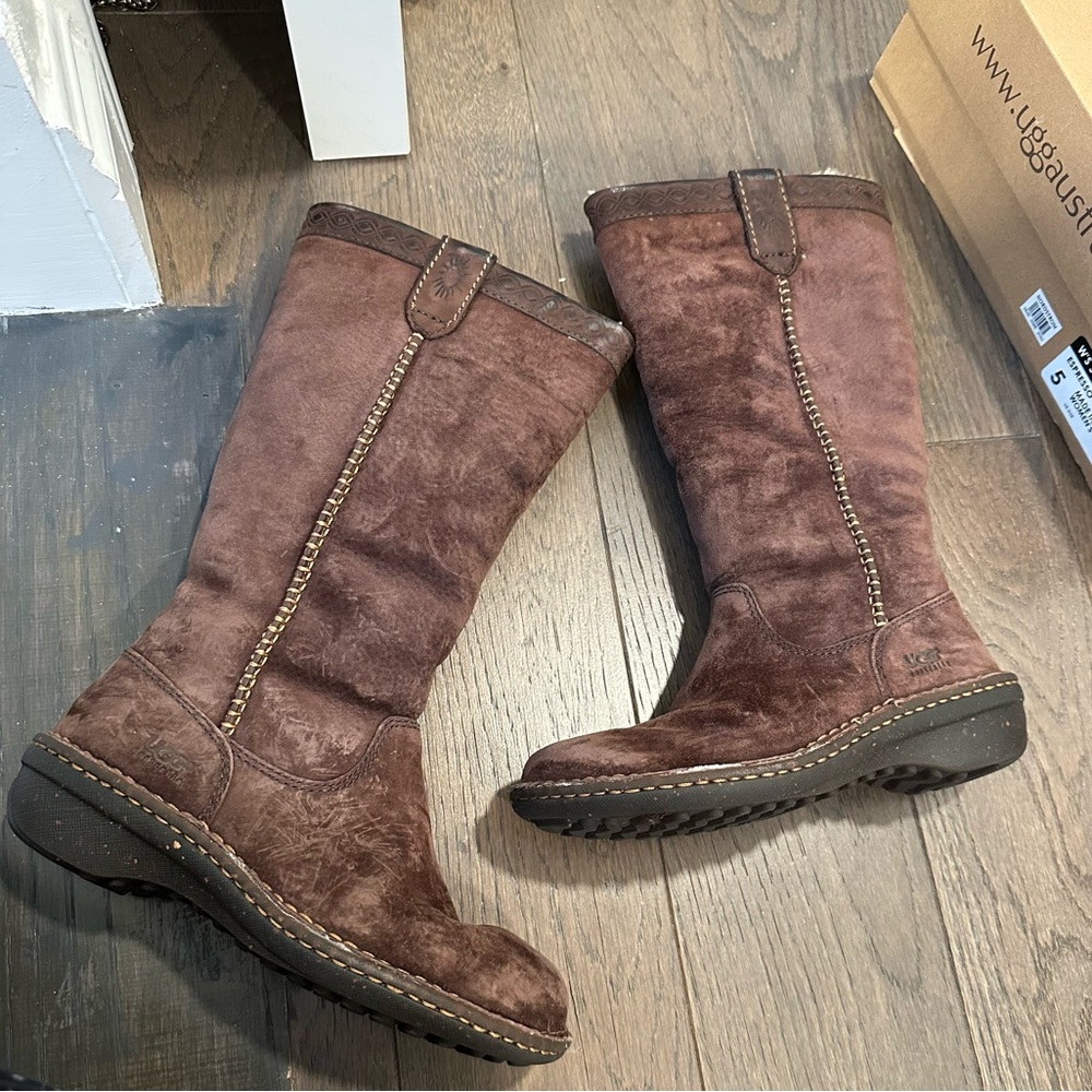 NWB UGG Espresso Swell Tall Suede Winter Boots Size 5